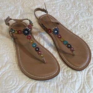Bernardo Mirabeau thong sandals, size 9M, tan with multicolored accents